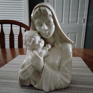 Vintage Madonna & Child Holiday Elegance Stamped Fine Porcelain Mikasa